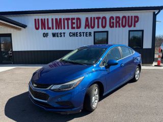 2017 Chevrolet Cruze LT FWD photo