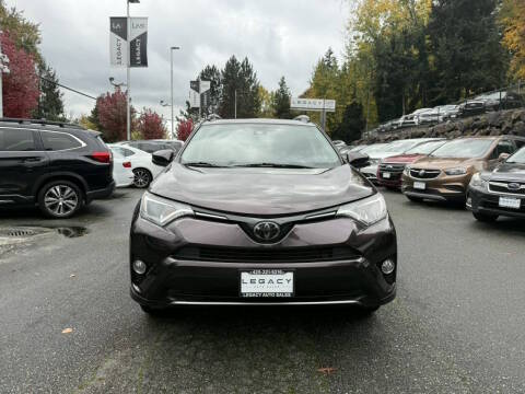 2017 Toyota RAV4 XLE AWD photo