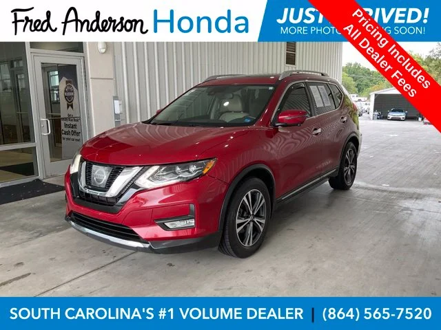 2017 Nissan Rogue SL FWD photo