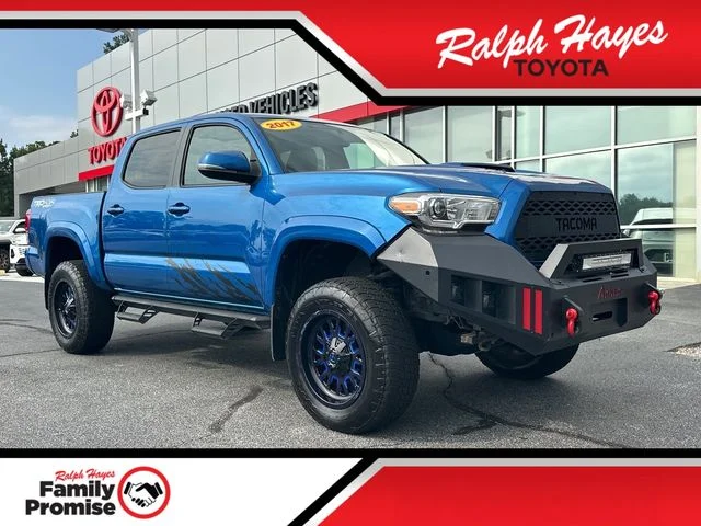 2017 Toyota Tacoma TRD Sport 4WD photo