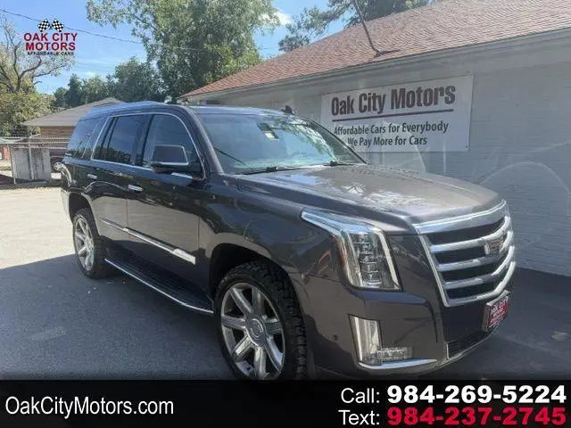 2017 Cadillac Escalade Luxury RWD photo