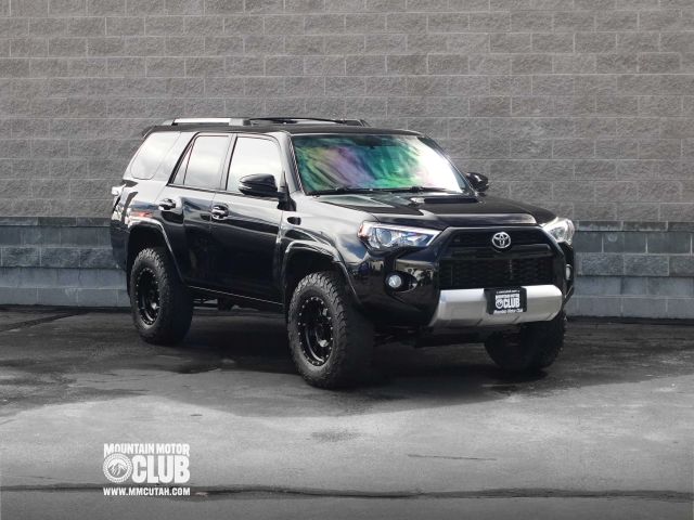 2016 Toyota 4Runner Trail Premium 4WD photo