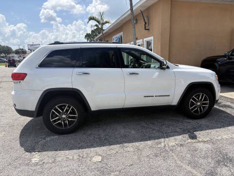 2017 Jeep Grand Cherokee Limited RWD photo