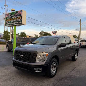 2017 Nissan Titan S RWD photo