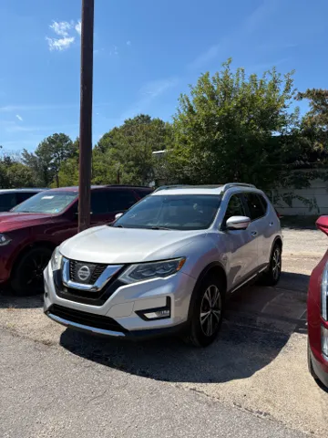 2017 Nissan Rogue SL AWD photo