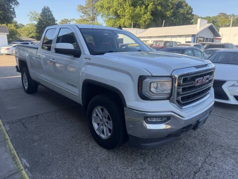 2017 GMC Sierra 1500 SLE 4WD photo