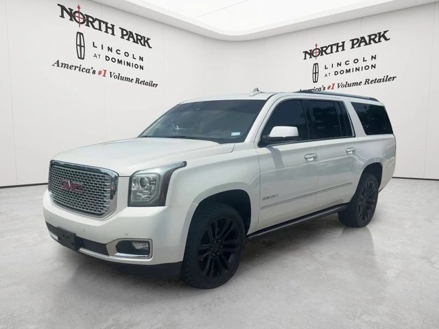 2017 GMC Yukon XL Denali RWD photo
