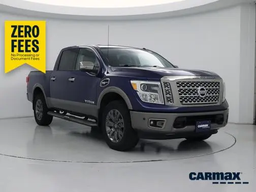 2017 Nissan Titan Platinum Reserve 4WD photo