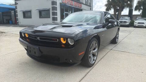 2017 Dodge Challenger R/T Plus RWD photo