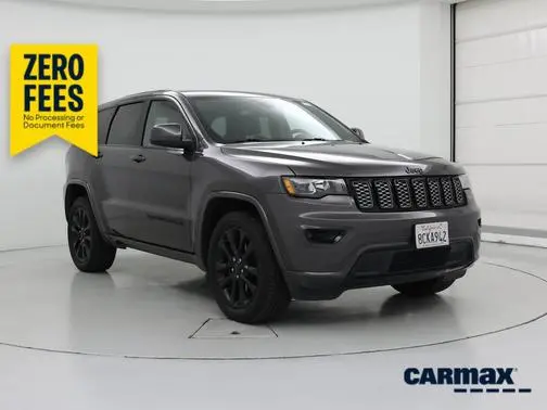 2017 Jeep Grand Cherokee Altitude 4WD photo