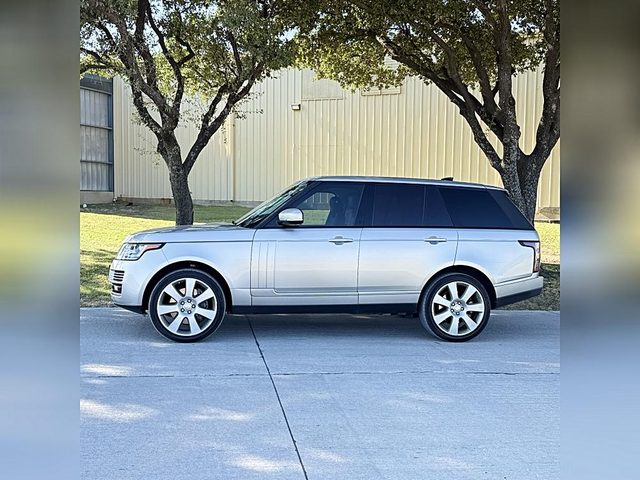 2017 Land Rover Range Rover  4WD photo