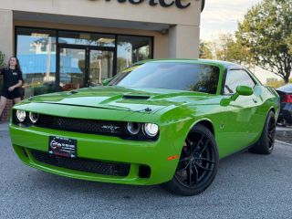 2017 Dodge Challenger R/T Scat Pack RWD photo