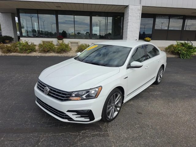 2017 Volkswagen Passat R-Line w/Comfort Pkg FWD photo