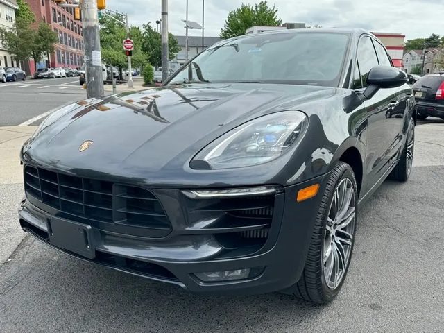 2017 Porsche Macan GTS AWD photo