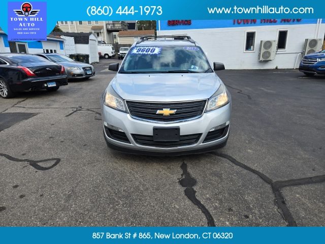 2017 Chevrolet Traverse LS AWD photo