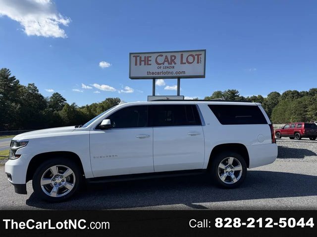 2017 Chevrolet Suburban LT 4WD photo