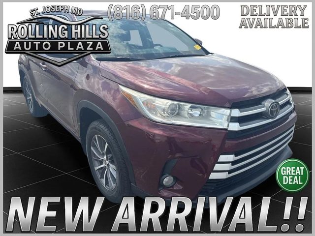2017 Toyota Highlander XLE AWD photo