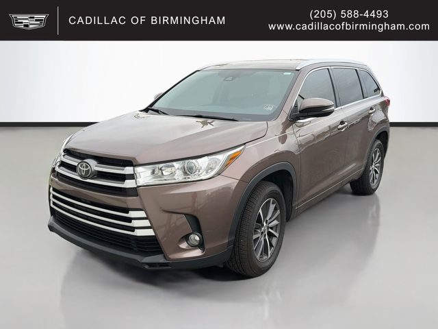2017 Toyota Highlander XLE FWD photo