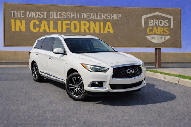 2017 Infiniti QX60 FWD photo