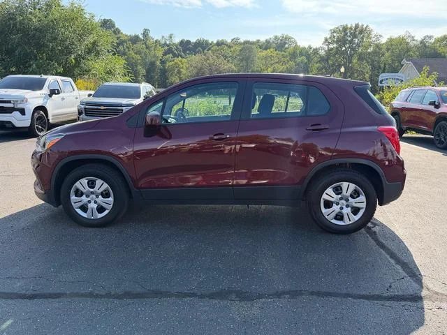 2017 Chevrolet Trax LS FWD photo