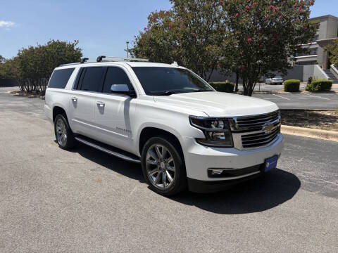 2017 Chevrolet Suburban Premier RWD photo