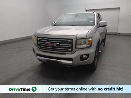 2017 GMC Canyon 4WD SLE 4WD photo