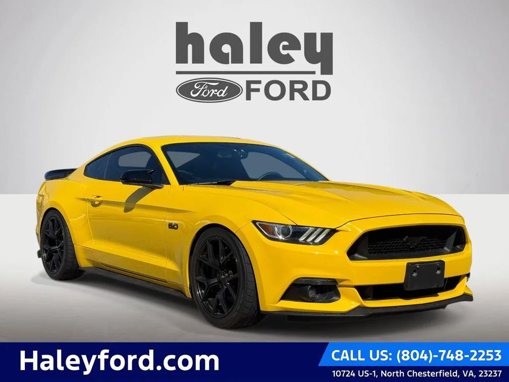 2017 Ford Mustang GT RWD photo
