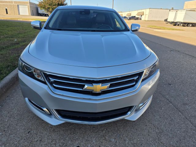 2017 Chevrolet Impala LT FWD photo