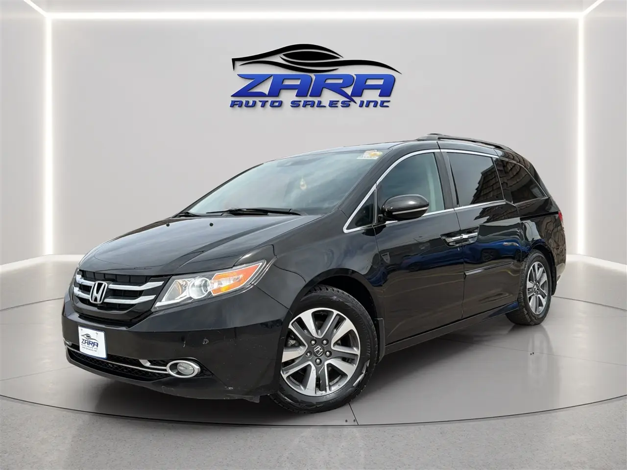 2016 Honda Odyssey Touring FWD photo