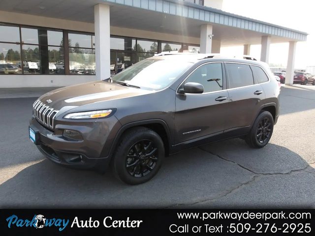 2017 Jeep Cherokee Latitude 4WD photo