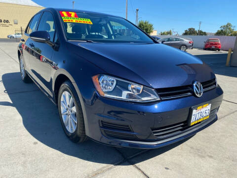 2017 Volkswagen Golf S FWD photo