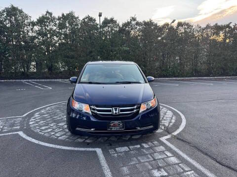 2016 Honda Odyssey SE FWD photo