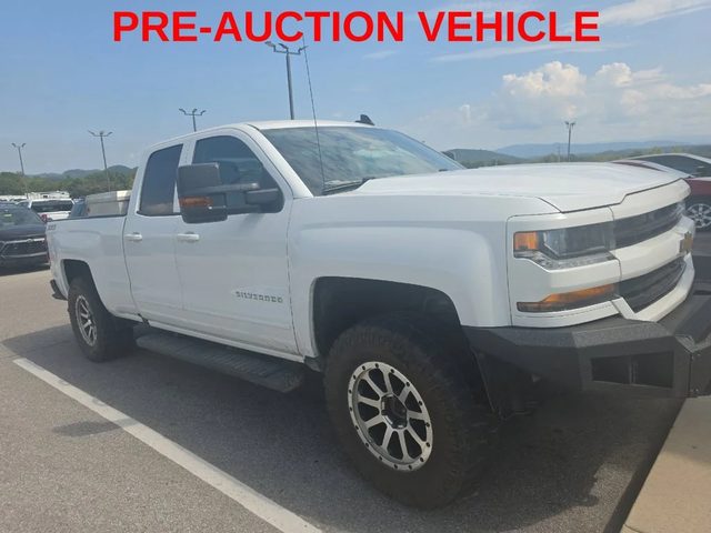 2017 Chevrolet Silverado 1500 LT 4WD photo