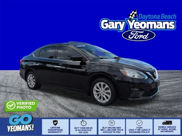 2017 Nissan Sentra SV FWD photo