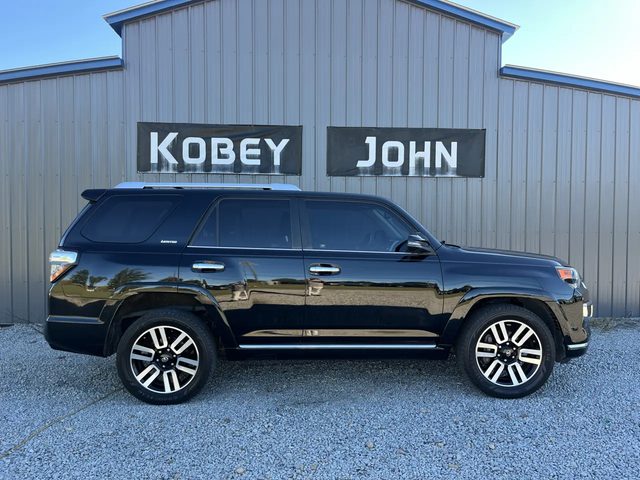 2016 Toyota 4Runner Limited RWD photo
