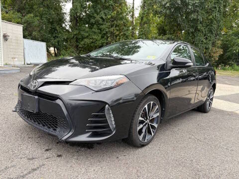 2017 Toyota Corolla SE FWD photo