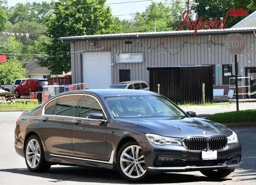 2017 BMW 7 Series 750i xDrive AWD photo