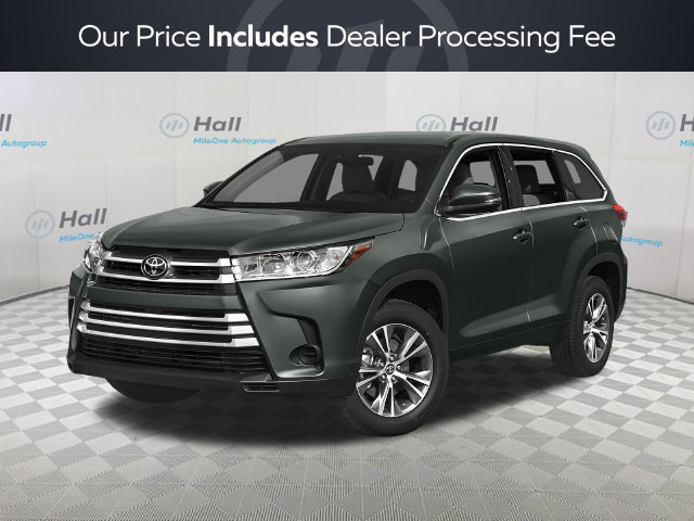2017 Toyota Highlander LE FWD photo