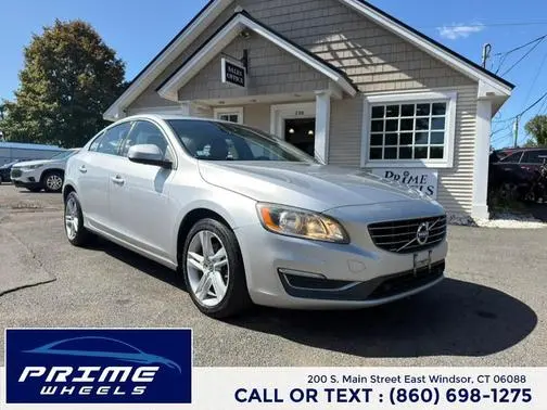 2015 Volvo S60 T5 Drive-E Premier FWD photo