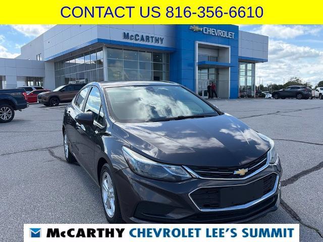 2017 Chevrolet Cruze LT FWD photo