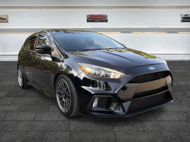 2017 Ford Focus RS AWD photo