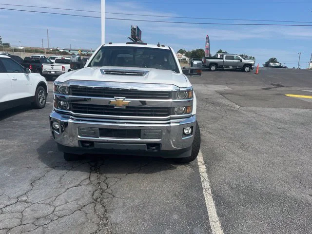 2017 Chevrolet Silverado 2500HD LTZ 4WD photo