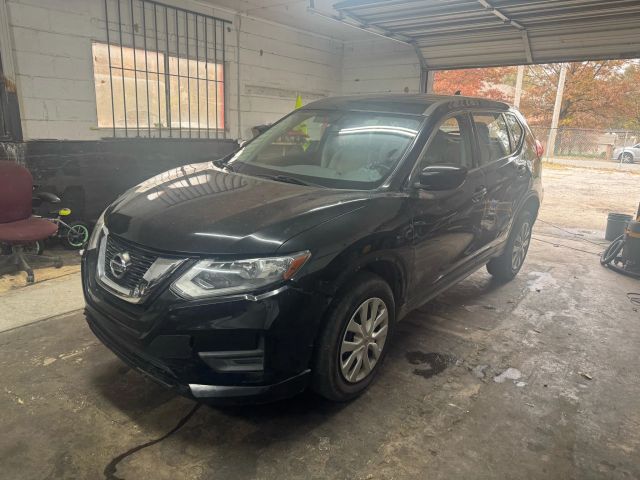 2017 Nissan Rogue S AWD photo