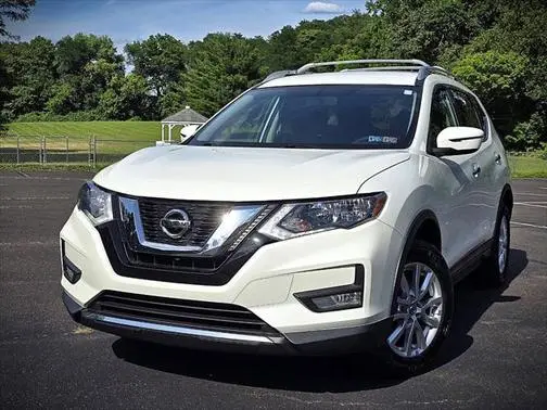 2017 Nissan Rogue SV AWD photo