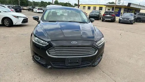 2015 Ford Fusion SE FWD photo