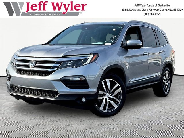 2017 Honda Pilot Touring AWD photo