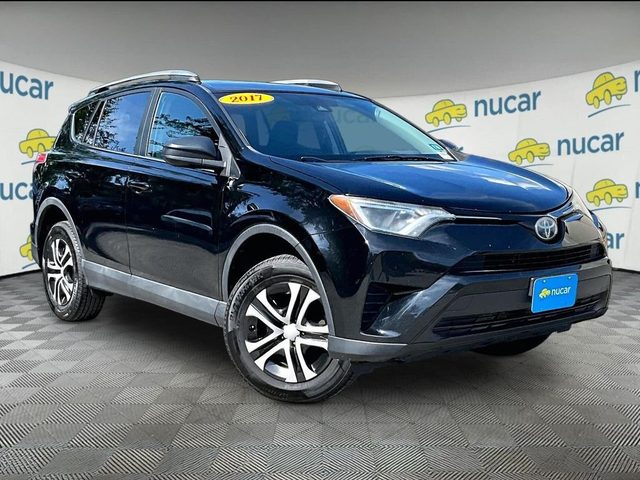 2017 Toyota RAV4 LE AWD photo