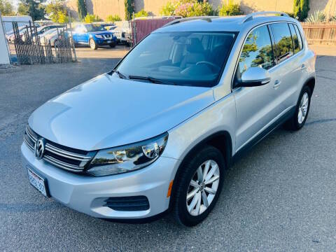 2017 Volkswagen Tiguan Wolfsburg Edition FWD photo