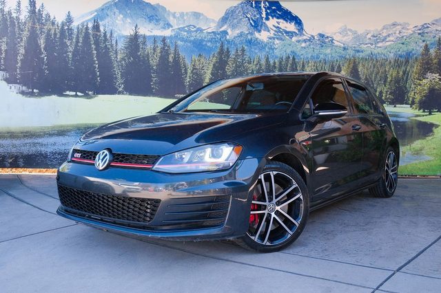 2017 Volkswagen Golf GTI Sport FWD photo