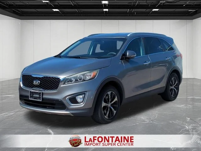 2017 Kia Sorento EX FWD photo